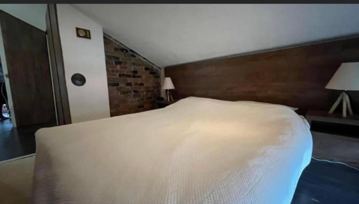 Uma Apartman